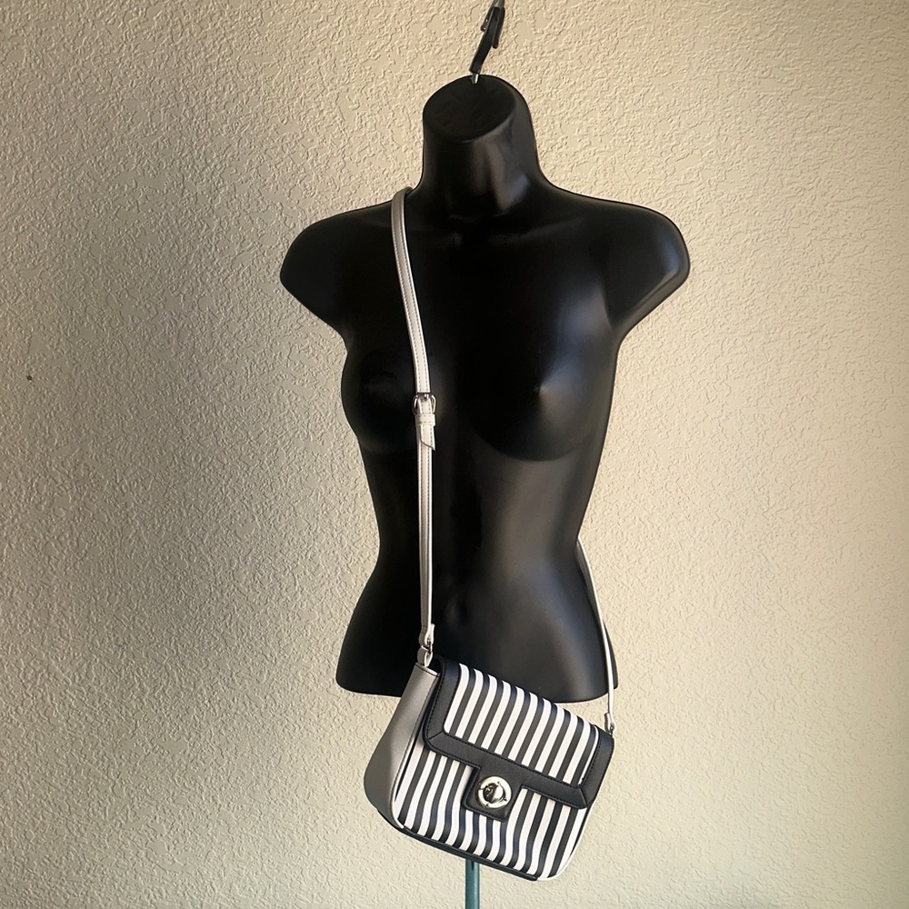 Nine West Crossbody Rayas black & white striped bag-used once-in good condition.